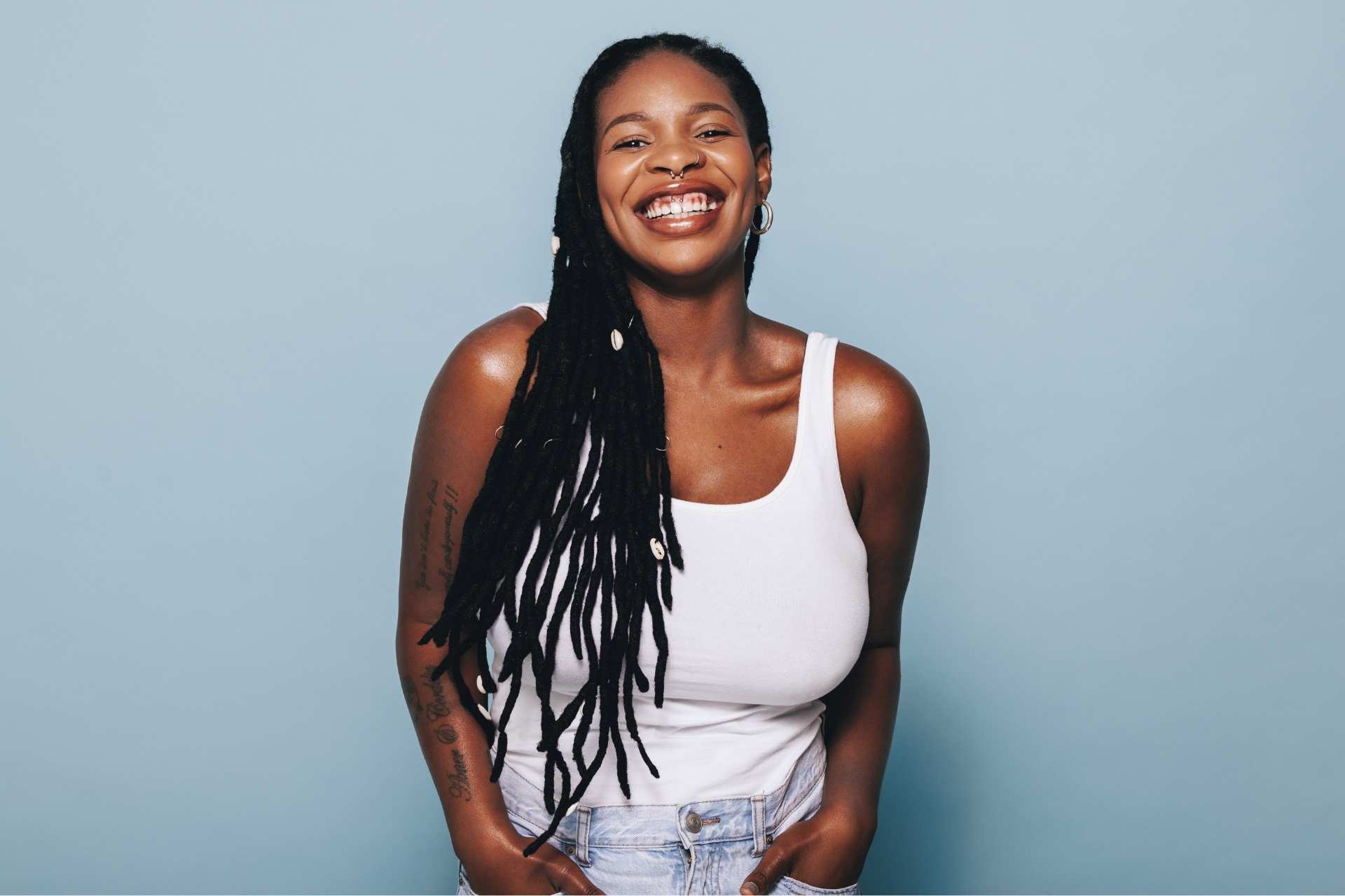 Détatouage sur peau noire : ce que personne ne vous dit (mais que vous devez savoir)